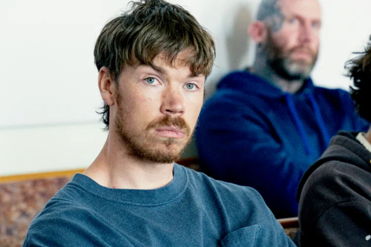 Will Poulter and the 'Union County' team take their addiction recovery film on an Ohio tour